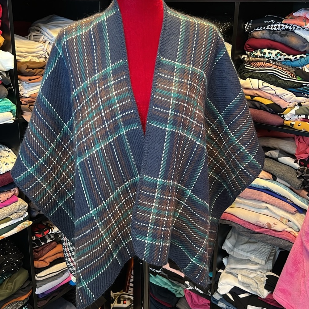 #88. 🪷ModCloth poncho/shawl/ruana   one size